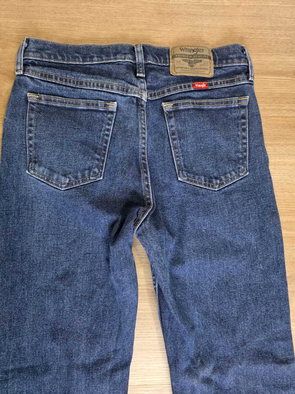 Wrangler Premium Quality Jeans Men's 30x32 Straight Dark Wash Stretch Denim